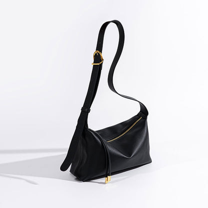 Chic Soft Leather Shoulder Dumpling Bag Crossbody Tote for Early Fall Commuter Essential in Genuine Leather with Luxury Feel