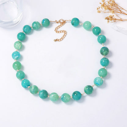 Chic and Fresh Minimalist Jade Green Beaded Necklace - Elegant Everyday Accessory for Women, Perfect for Work and Casual Outfits