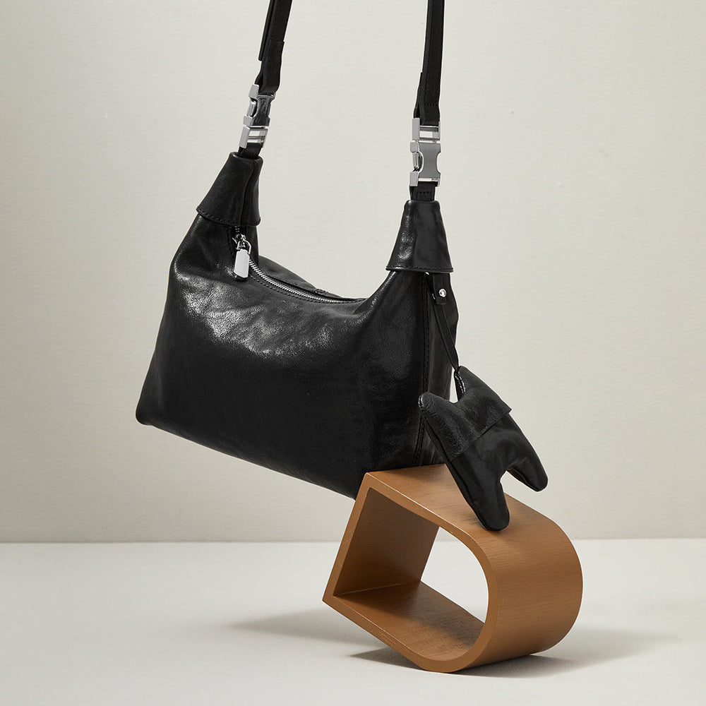 Korean Inspired Dumpling Shoulder Bag Luxurious Layer Crystal Vegetable Tanned Leather Handbag for Women Vintage Crossbody Design