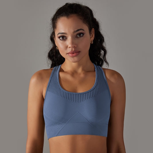 Seamless Breathable Jacquard Yoga Tank Top for Women Striped Sports Bra with Supportive Back Design for Running and Workouts