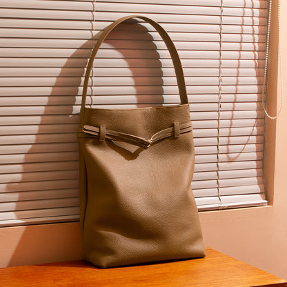 Luxury Spring Leather Handbag for Women First Layer Cowhide Tote with Unique Design Versatile Shoulder Bag and Chic Underarm Style