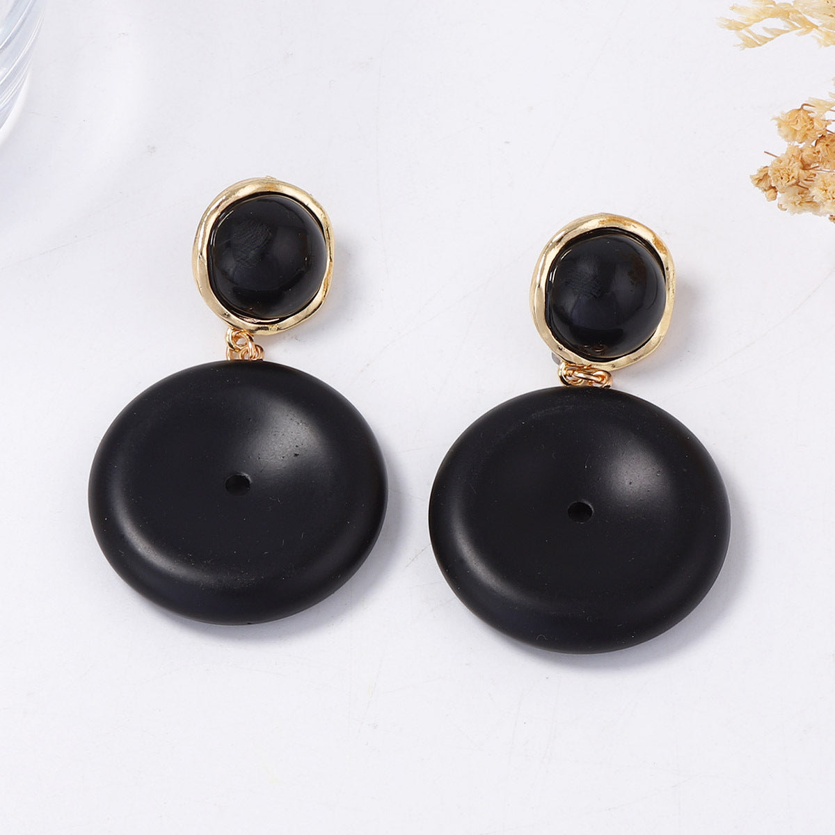 Chic Vintage Geometric Circular Alloy Statement Earrings - Versatile & Stylish for Commuting Women