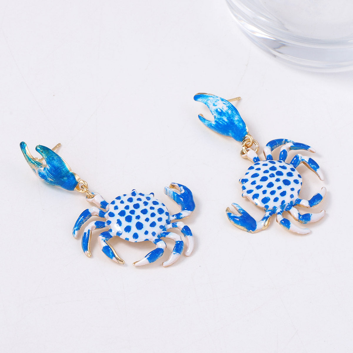 Charming Summer Beach-Inspired Colorful Crab Alloy Earrings – Fun, Trendy, and Perfect for Every Casual Look!