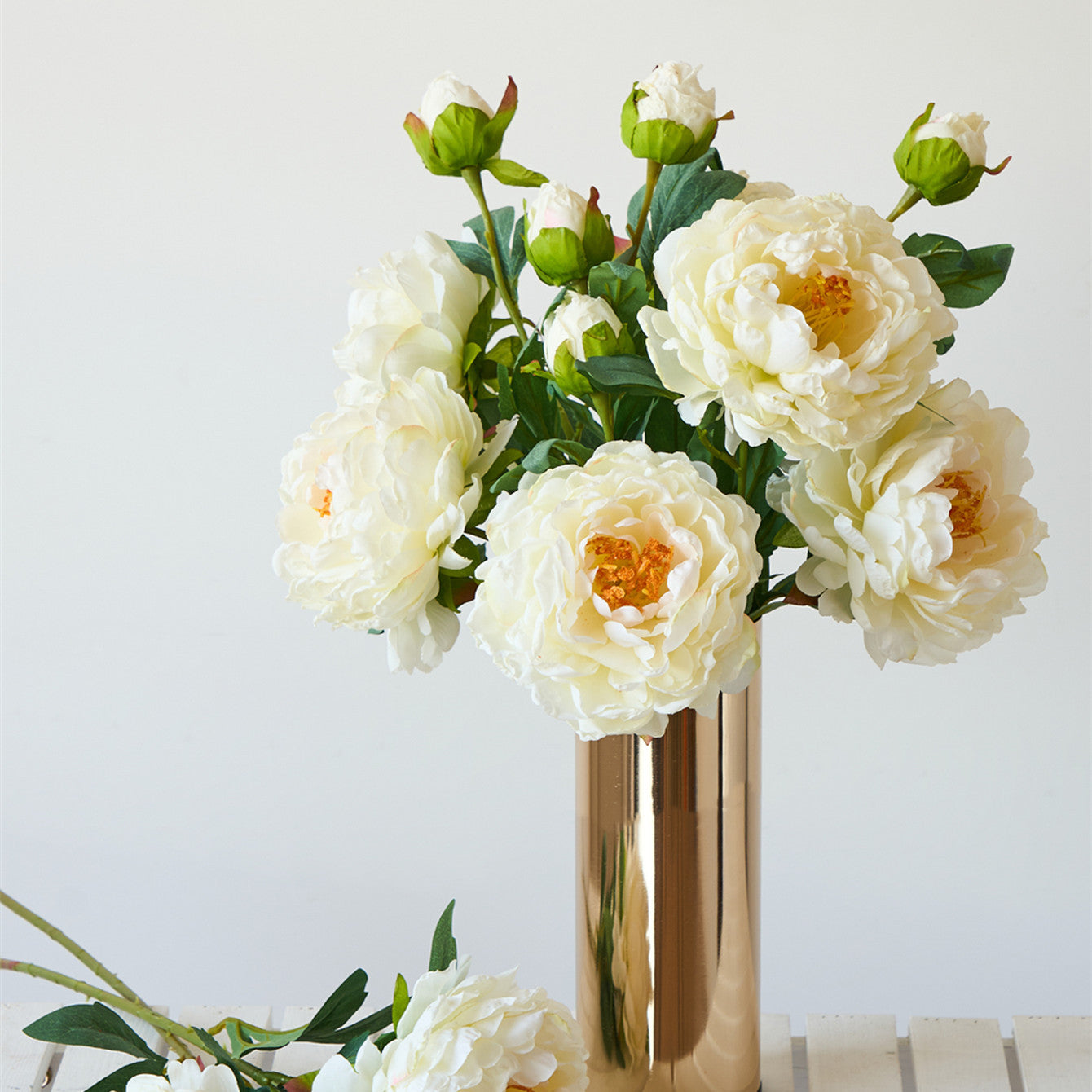 Elegant Artificial Silk Peony Flowers - Realistic Oil Painting Design for Charming Table Decor | Two-Tone Soft Floral Arrangements for Weddings, Home Styling, and Everyday Freshness