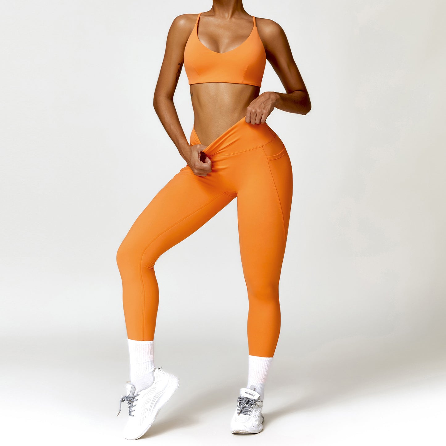 Women's Yoga Set with Pockets High Performance Leggings and Sporty Top for Running Fitness and Leisure Model 8507