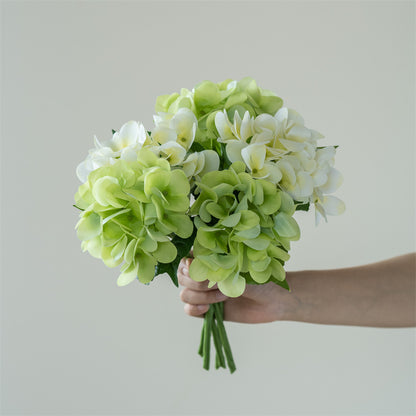 Realistic Single-Stem Hydrangea Bouquet - Lifelike Silk Flower Arrangement for Home Décor, Perfect for Weddings, Events, and Everyday Elegance