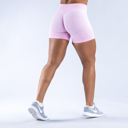 High Performance Seamless Low Waist Quarter Yoga Shorts Breathable Moisture Wicking and Sculpting Design for Optimal Support and Comfort