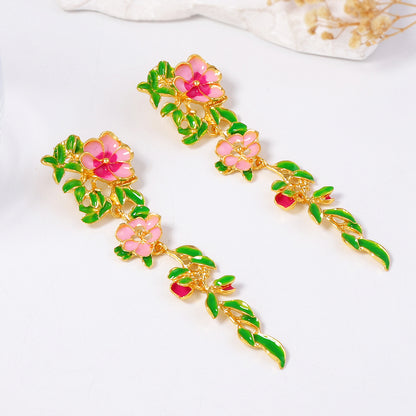 Exquisite Long Floral Drop Earrings for Women – Chic and Elegant Lightweight Tassel Jewelry with Unique Oversized Design