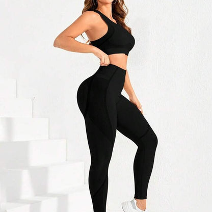 Seamless Yoga Set with Bra and Peach Butt Lifting Leggings and Comfortable Fitness Outfit for Effective Training and Exercise