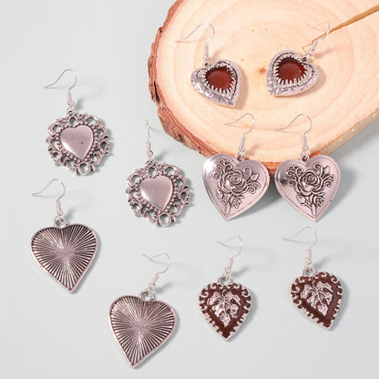 Vintage Goth-Inspired Geometric Heart-Shaped Pendant Layered Necklace and Earring Set for Women – Unique Double-Strand Chain Jewelry for a Bold Statement