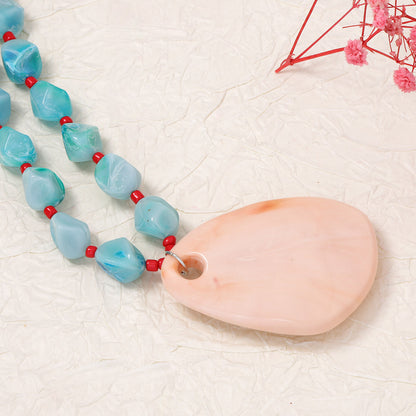Exaggerated Casual Beaded Knot Geometric Resin Pendant Necklace – Versatile Jewelry Accessory for Women’s Commuter Fashion
