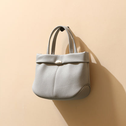 Genuine Leather Women's Tote Bag Spacious and Chic Dumpling Design for Everyday Elegance