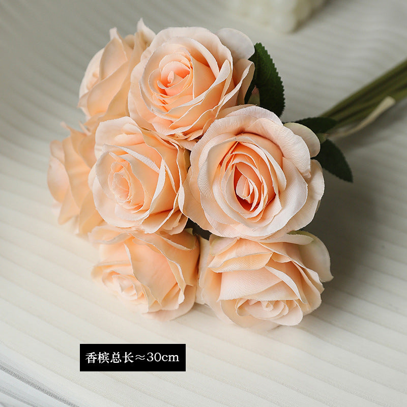 7-Head Royal Bride Rose Bouquet - Elegant Korean-Style Handheld Wedding Centerpiece Decoration with Multiple Bloom Roses for Hotel and Event Table Arrangements