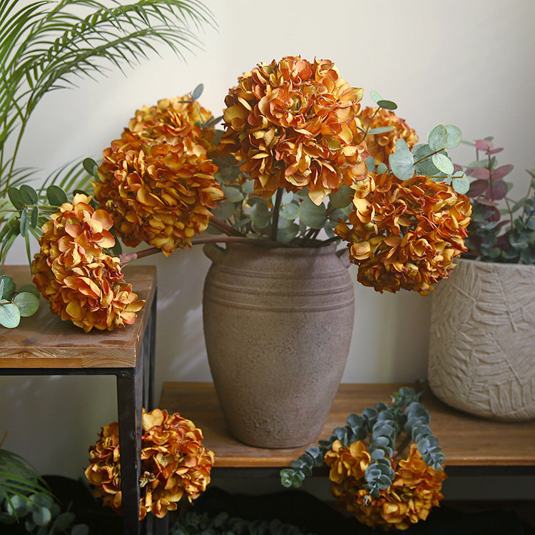 Single Stem Burnt Edge Dry Hydrangea Faux Flower - Perfect for Home Decor, Retail Displays, and Elegant Arrangements