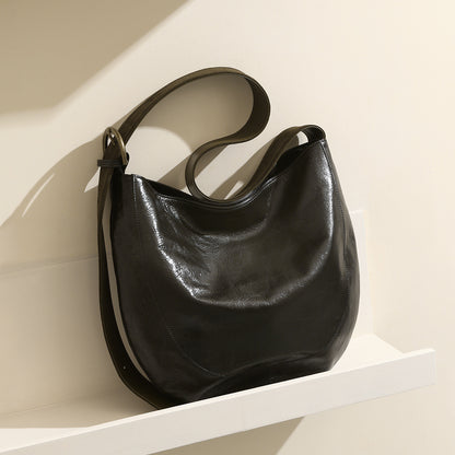 Full Grain Waxed Leather Messenger Bag Vintage Shoulder Bag for Commuting Travel and Everyday Use