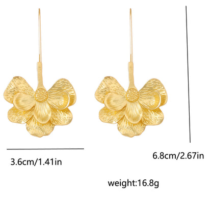 Elegant Court-Style Metal Flower Earrings - Versatile Party Jewelry for Women, Perfect for Any Occasion