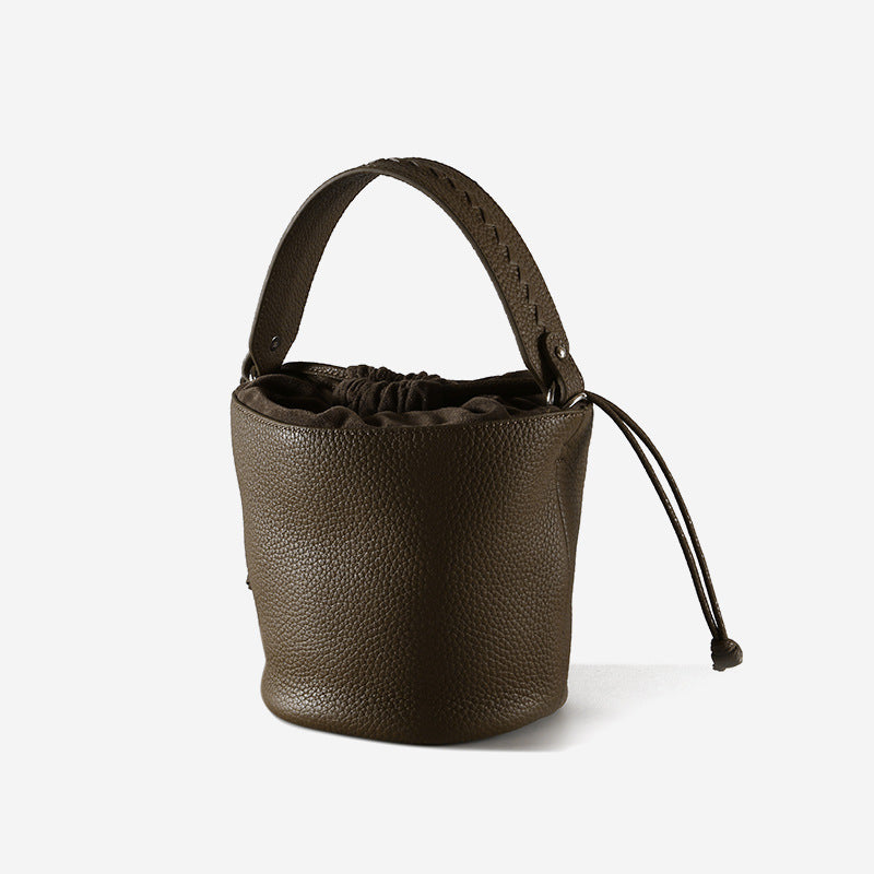 First Layer Cowhide Bucket Bag and Minimalist Design Versatile Handheld Commuter Shoulder Crossbody Bag for Everyday Elegance