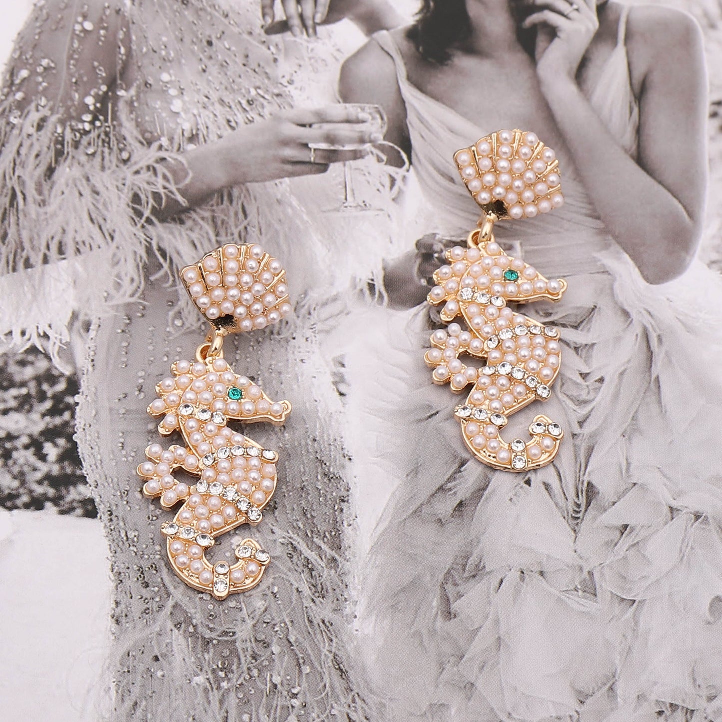 Chic  Eco-Friendly Seahorse Earrings with Pearl Accents – Unique, Luxurious, and Playful Design Perfect for Any Occasion