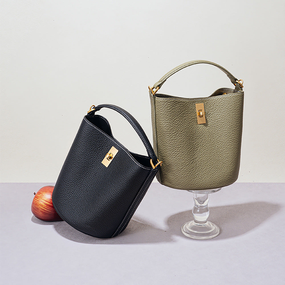 Chic Water Bucket Bag High Quality Spacious Versatile and Shoulder Crossbody Tote for Every Occasion