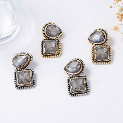 Elegant Vintage-Style Alloy Geometric Quadrilateral Pendant Earrings with Sparkling Rhinestones - Versatile Everyday Accessories for Women