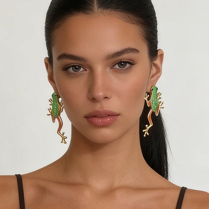 Unique and Creative Cartoon Frog Alloy Drop Earrings – Trendy Green Dangle Earrings for Women – Minimalist Design for Individual Style