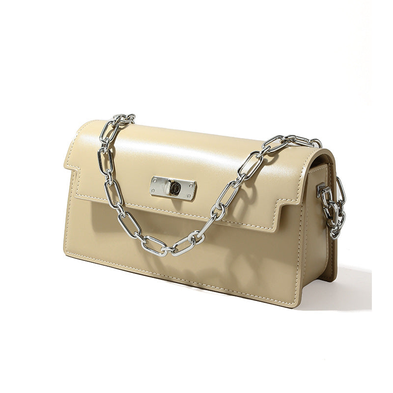Chic Structured Chain Bag Luxurious Mini Square Tote for Fashionable Commuters Versatile Handbag for Shoulder and Underarm Carry