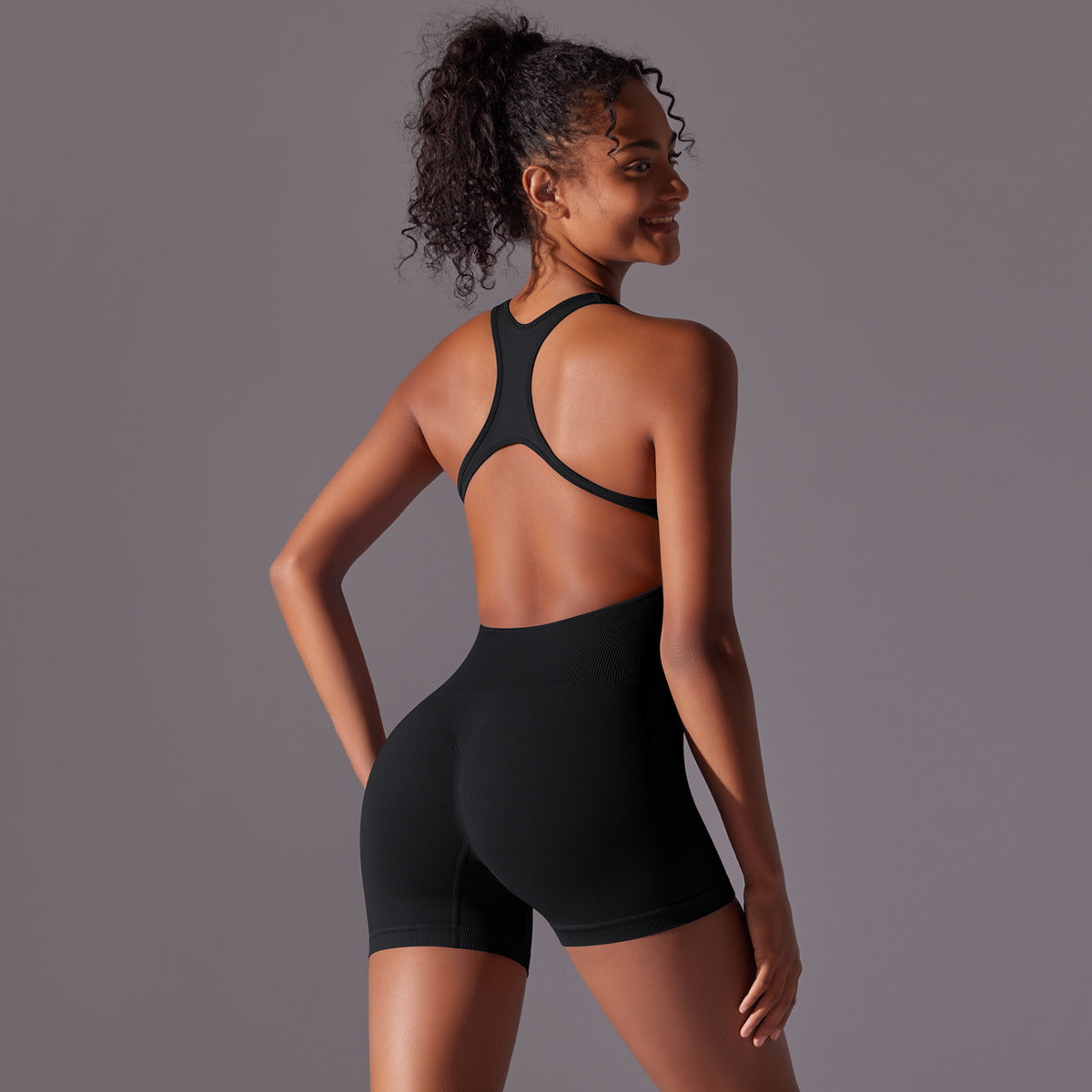 Seamless Yoga Bodysuit for Women Sculpting Back Design Butt Lifting and One Piece Activewear for Pilates Fitness and Gym Workouts