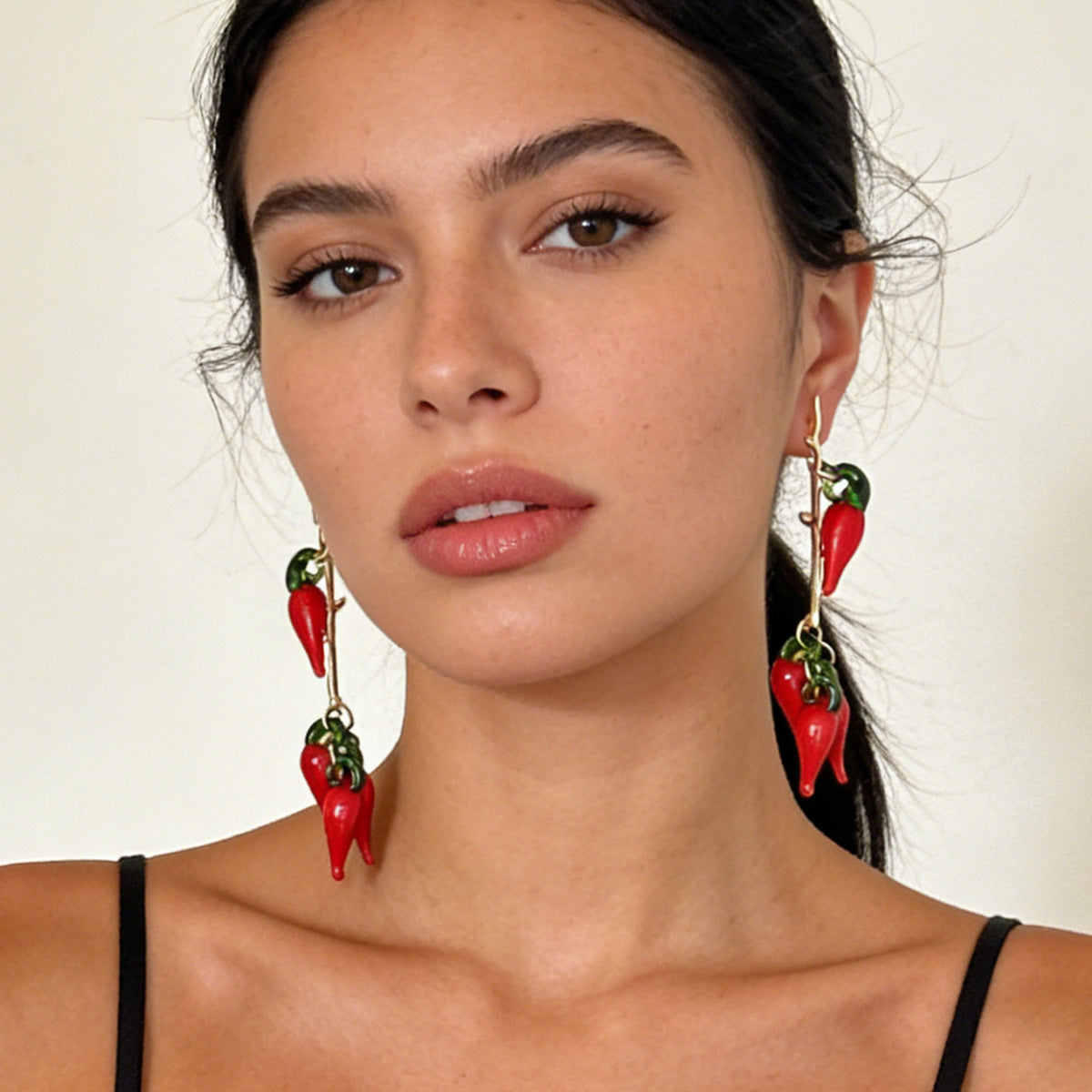 Chic & Unique Red Chili Pepper-Inspired Luxury Earrings – Bold Statement Jewels for Fashion-Forward Women