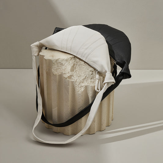 Luxurious Grain Leather Vintage Inspired Croissant Bag Fashionable and Versatile Crossbody Design for Effortless Style