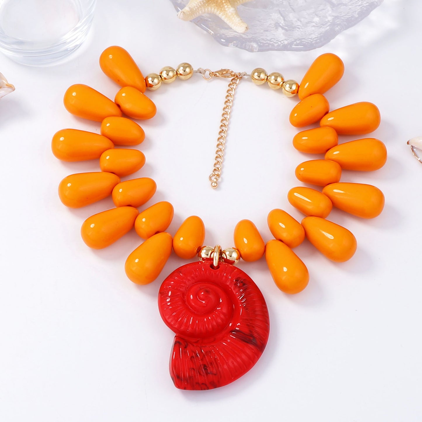 Unique Ocean-Inspired Beaded Sea Shell Pendant Necklace - Trendy and Versatile Women's Statement Jewelry for Beach Getaways