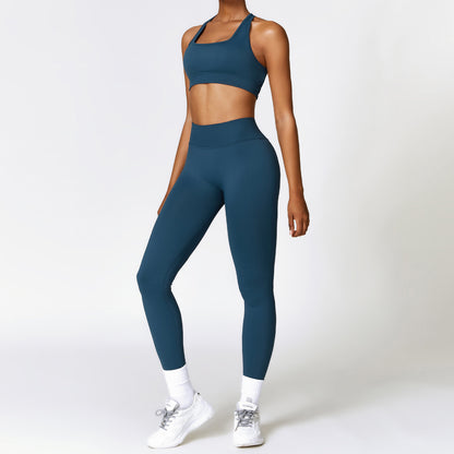 Seamless Body Sculpting Yoga Set for Women Quick Dry Activewear with Beautiful Back Design for Running and Fitness 7318