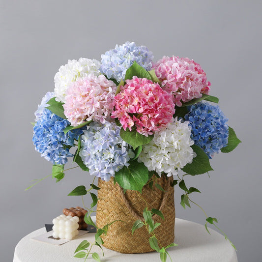 Elegant Simulated Hydrangea Bouquet - Luxurious Artificial Flower Arrangement for Living Room, Entryway, and Dining Table Décor - Sophisticated and Beautiful Home Accent