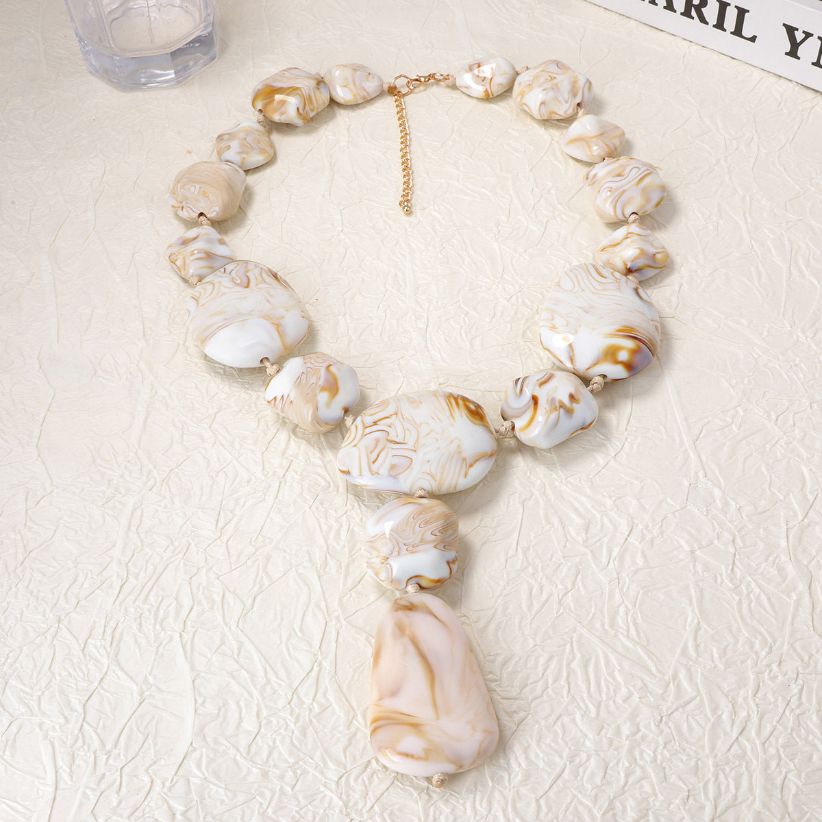 Stylish and Unique Irregular Geometric Gradient Color Beaded Necklace and Earring Set for Women – Perfect for Any Occasion!