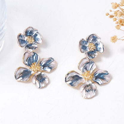 Unique and Artistic Alloy Stainless Steel Floral Ear Studs with Elegant Watercolor Design - Lightweight and Trendy Women's Earrings