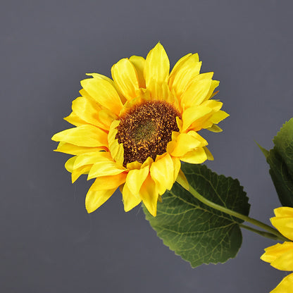 Realistic Sunflower Decorative Silk Flowers - Minimalist European Style Home Photography Props for Trendy Picnic Table Centerpieces and Stylish Home Décor