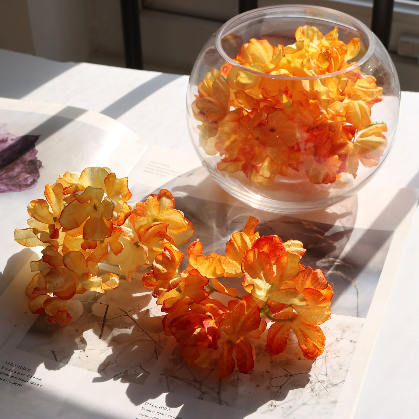 Stunning Faux Hydrangea Flower Heads with Rustic Burnt Edges - Perfect for DIY Hair Accessories, Wedding Decorations, and Floral Arrangements