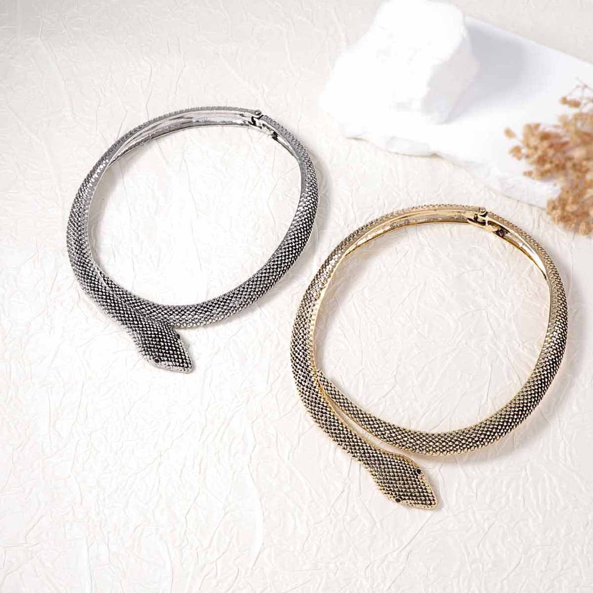 Statement-Making Alloy Snake-Shape Necklace for Women - Unique, Trendy, and Versatile Accessory for Casual Work or Play