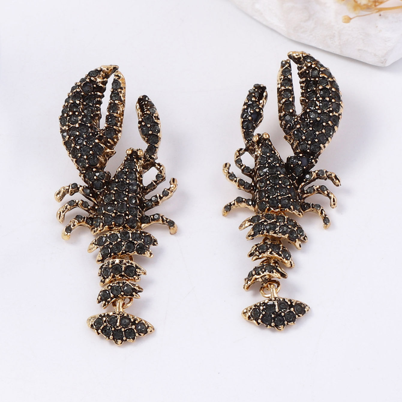Stunning Statement Black Ocean-Inspired Lobster Earrings for Women – Full Rhinestone Embellishments, Perfect for Resort Wear or Everyday Style