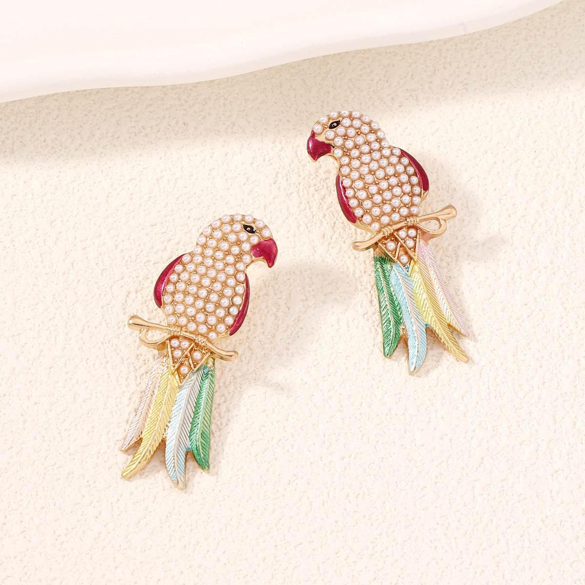 Elegant Pearl Parrot Earrings for Women – Versatile Luxury Accessories to Enhance Any Outfit