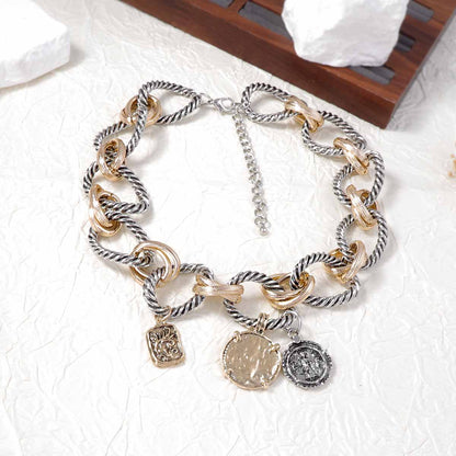 Stylish Geometric Alloy Women's Badge Design Necklace - Versatile O-Ring Link for Elegant Everyday Wear