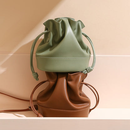 Genuine Leather Women's Crossbody Bucket Bag Chic Drawstring Style with Versatile Fashion Appeal