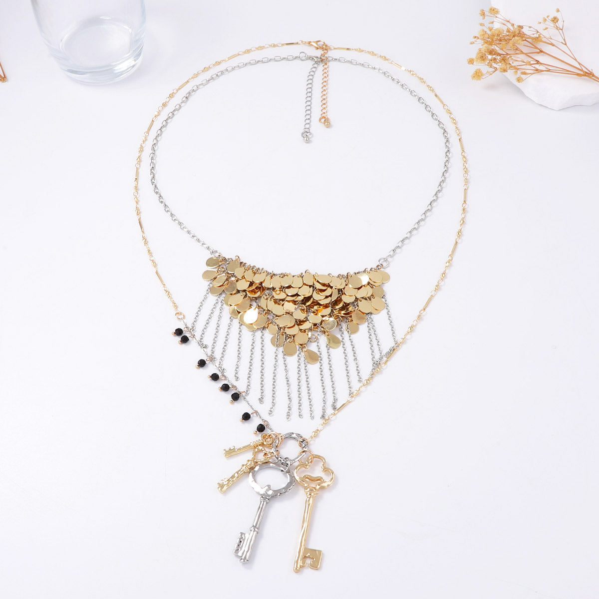 Chic Luxury Alloy Key Pendant Necklace with Metal Round Charm and Elegant Tassel – Perfect for Layering with Your Favorite Outfits