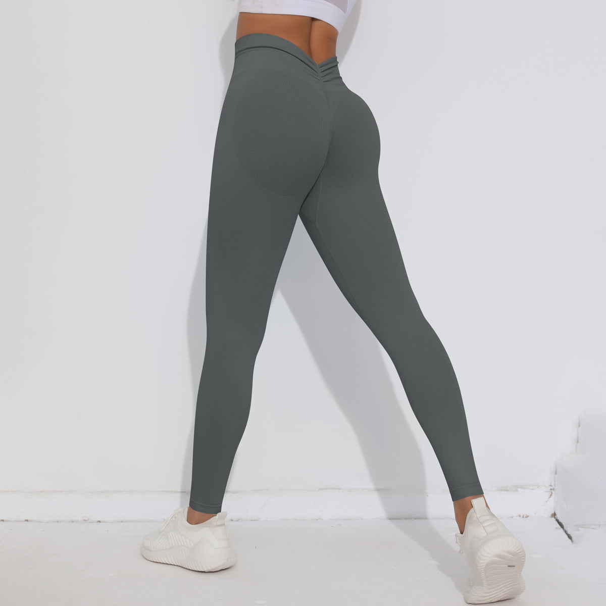 High Waist Seamless Peach Butt Lifting Leggings for Yoga Running and Fitness 3 4 Length for Comfort and Style