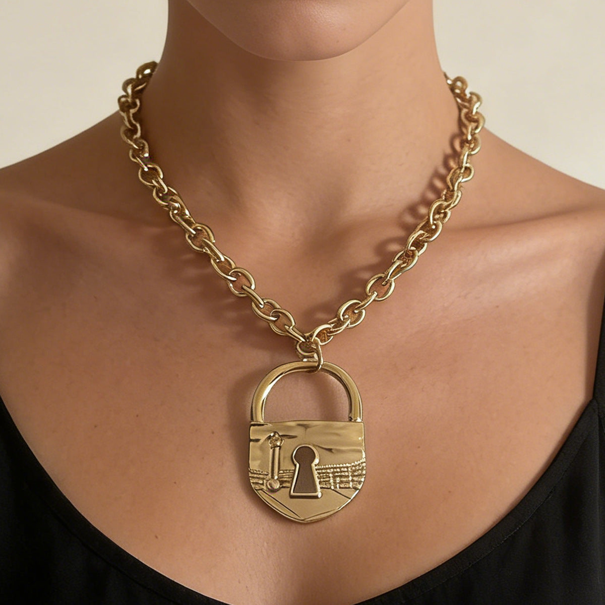 Chic Luxury Casual Minimalist Exaggerated Alloy Key Lock Pendant Chain Necklace – Elevate Your Style with Unique Fashion Statement Accessories