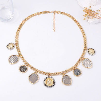 Chic Lightweight Luxury Casual Geometric Badge Coin Pendant Necklace for Women – Stylish Alloy Chain for Effortless Elegance