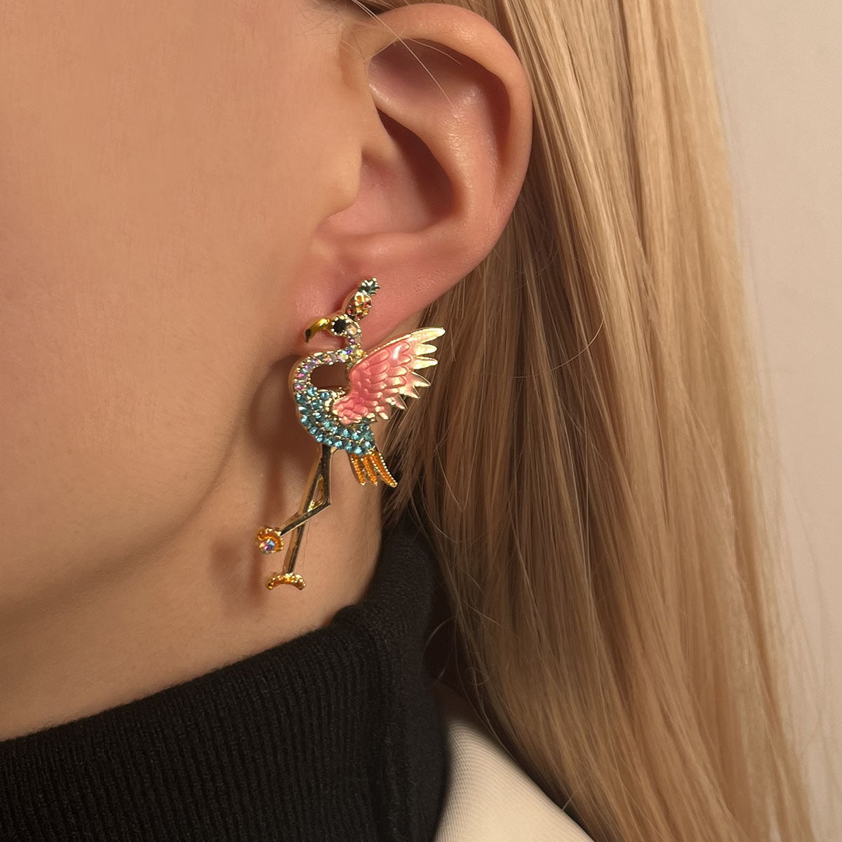 Exaggerated Unique Alloy Flamingo Earrings with Rhinestone Accents - Creative, High-End Chic for Every Occasion, Effortlessly Stylish Women's Accessory