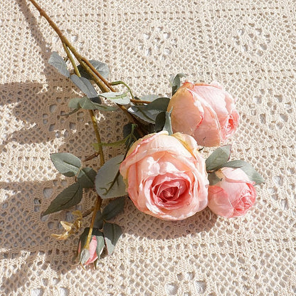 Lifelike Single Stem Edged Friendship Rose - Elegant Faux Flower for Weddings, Event Displays, and Home Décor