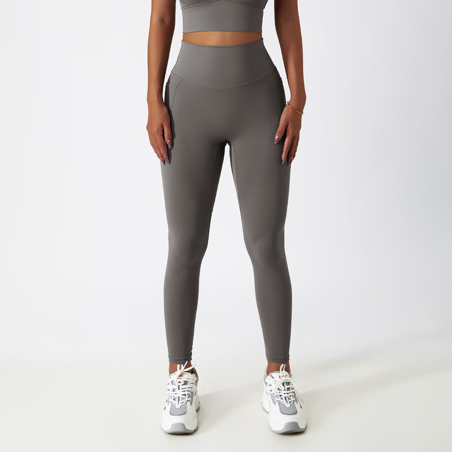 Breathable Cloud Feel High Waist Butt Lifting Yoga Pants with Pockets Tight Fitting Quick Dry Fitness and Running Leggings for Comfort and Performance