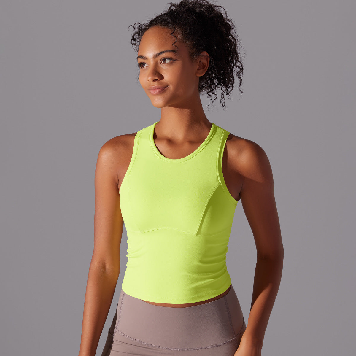 Seamless Sports Bra Yoga Top with Built in Cups Quick Dry Back Support for Running Training and Workout Sessions