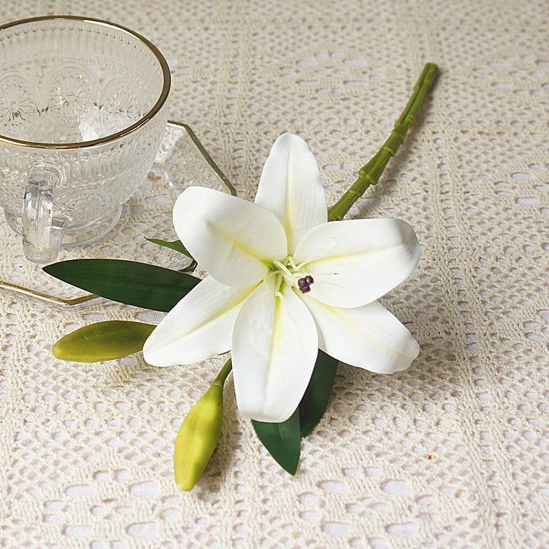 Realistic Miniature 3D Lily - Short Stem Artificial Flower for Home, Hotel Decor, Wedding Photography, and Event Styling